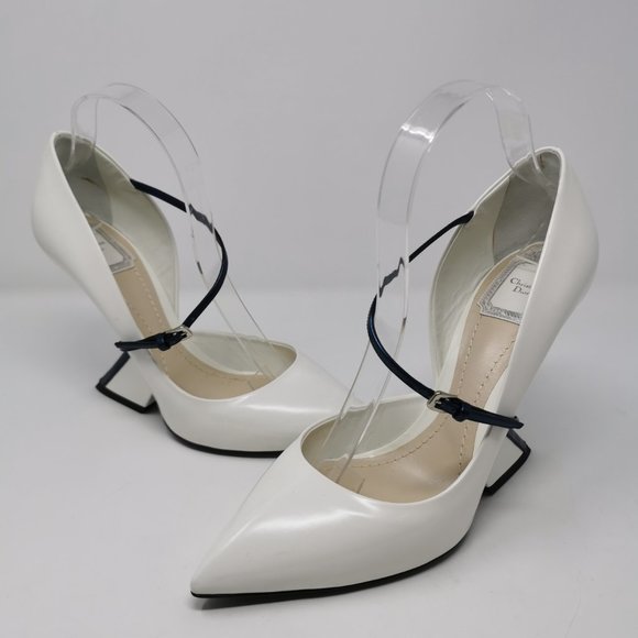 Dior Runway White Sculptured Navy Blue Heel - Picture 2 of 12